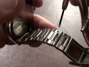 cartier watch link removal